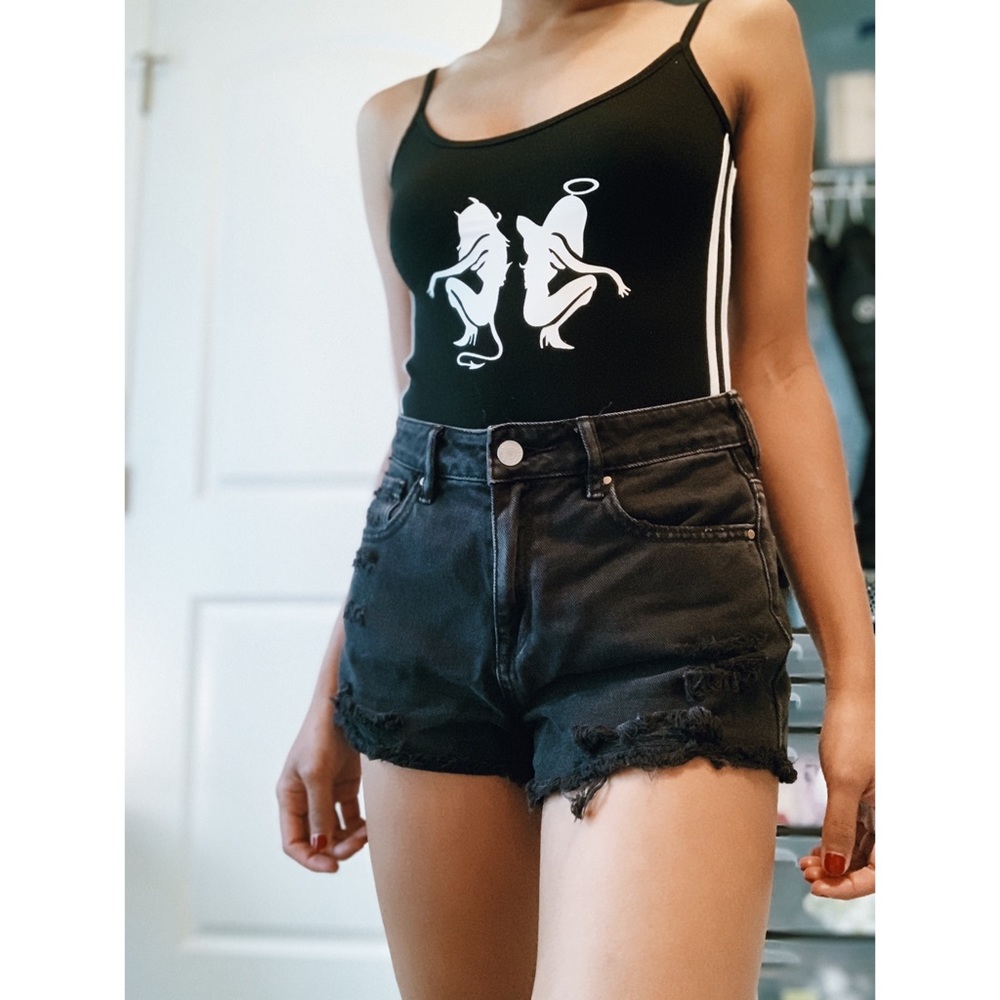(SOLD on Depop) Omighty (look-alike) Top